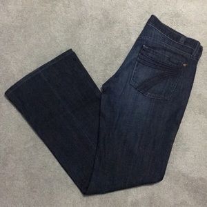 Like new!! 7 for all Mankind Dojo Jeans!